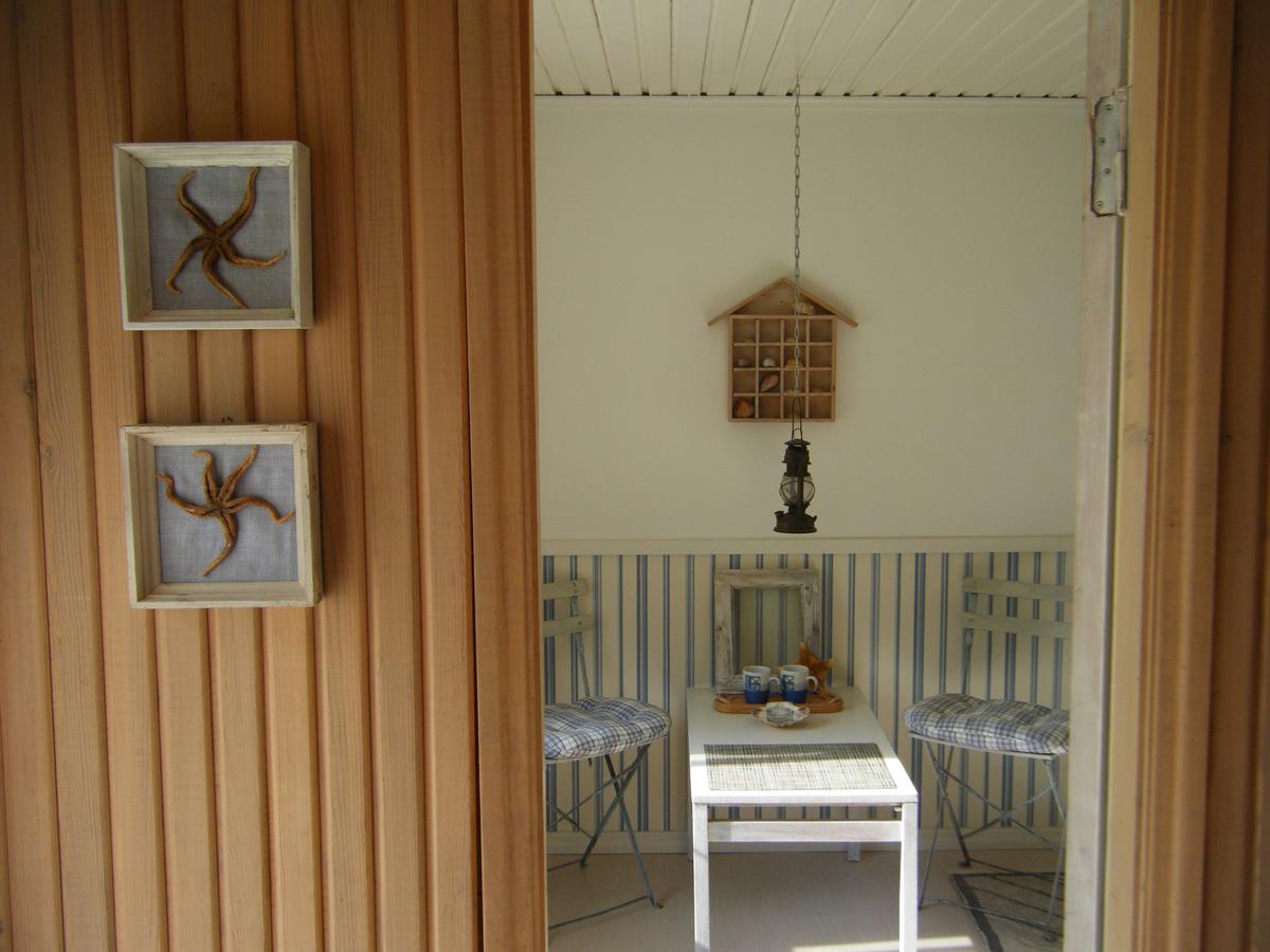 Kaju Guesthouses Nasva Exterior photo